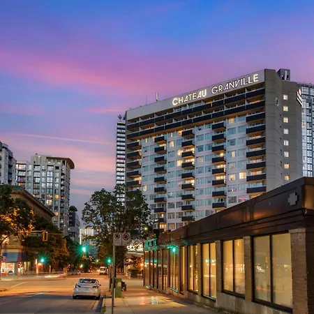 Best Western Premier Chateau Granville Hotel & Suites & Conference Centre-2